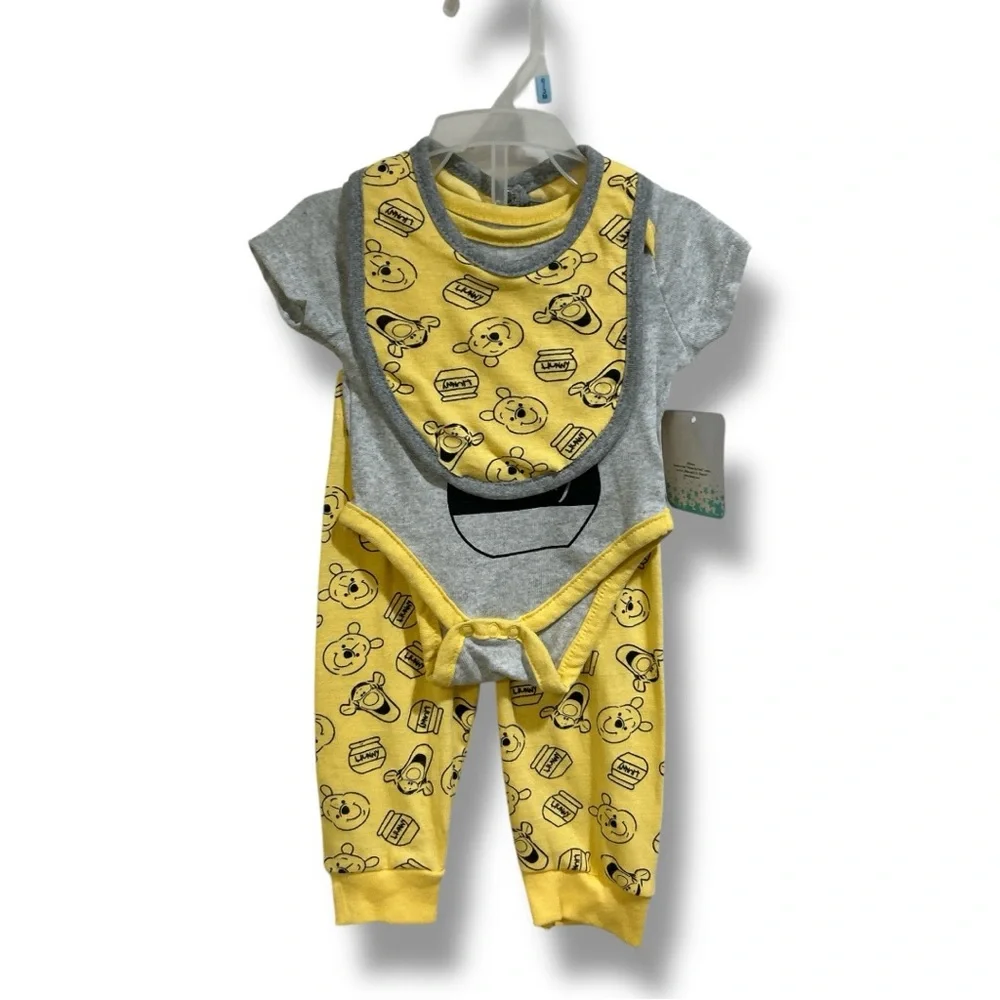 Disney Winnie The Pooh Honey Pot Onesie Bib Set Size 0-3Months