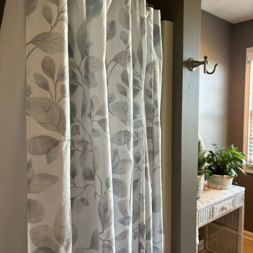 Room & Retreat shower curtain pastel leaf print white & sage green LIKE …
