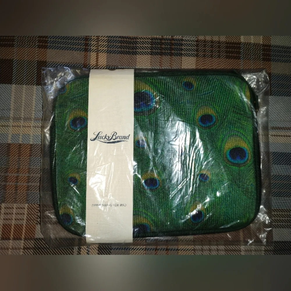 Lucky Brand Tablet Sleeve
