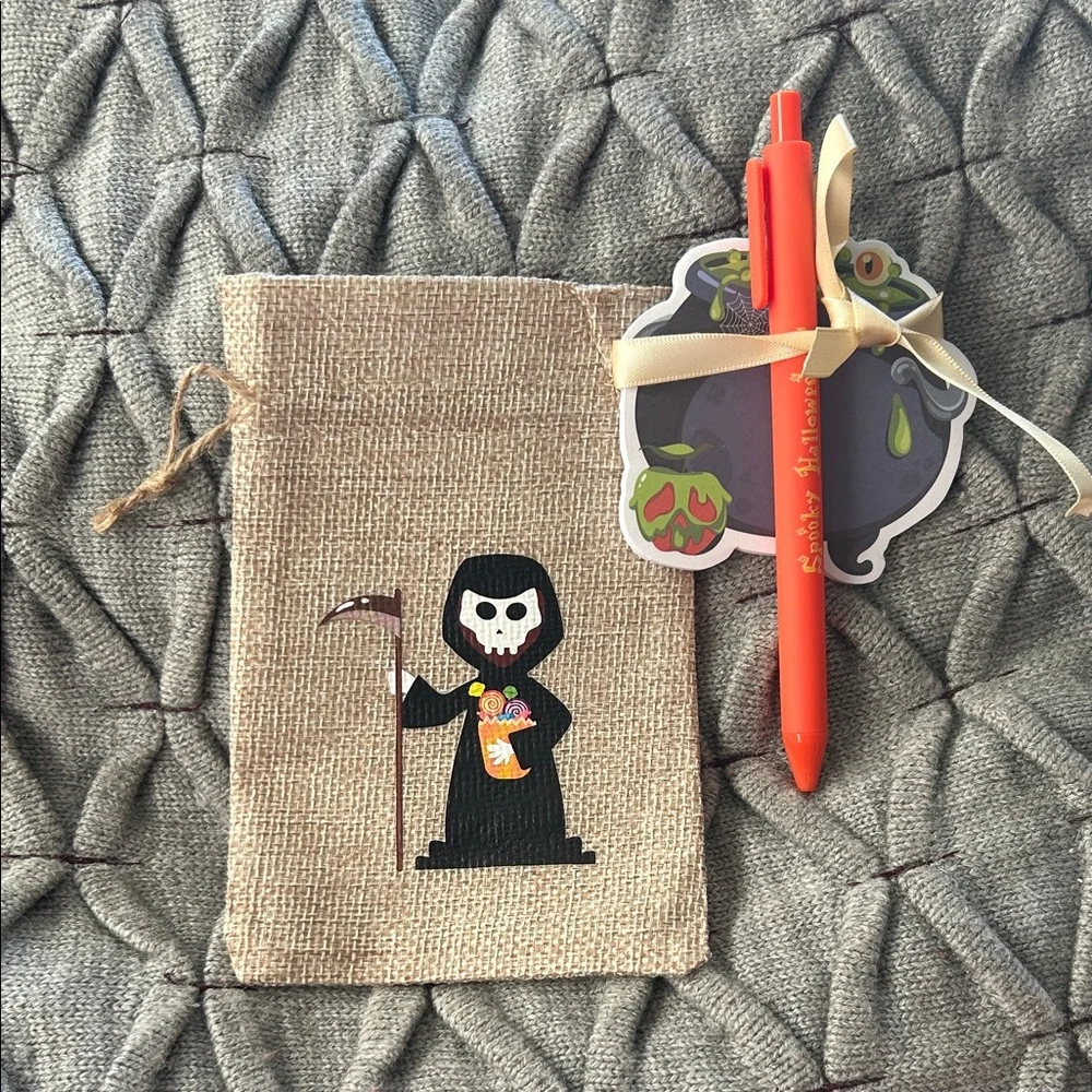 Halloween Burlap Gift Bags with Pens and Sticky Notes
