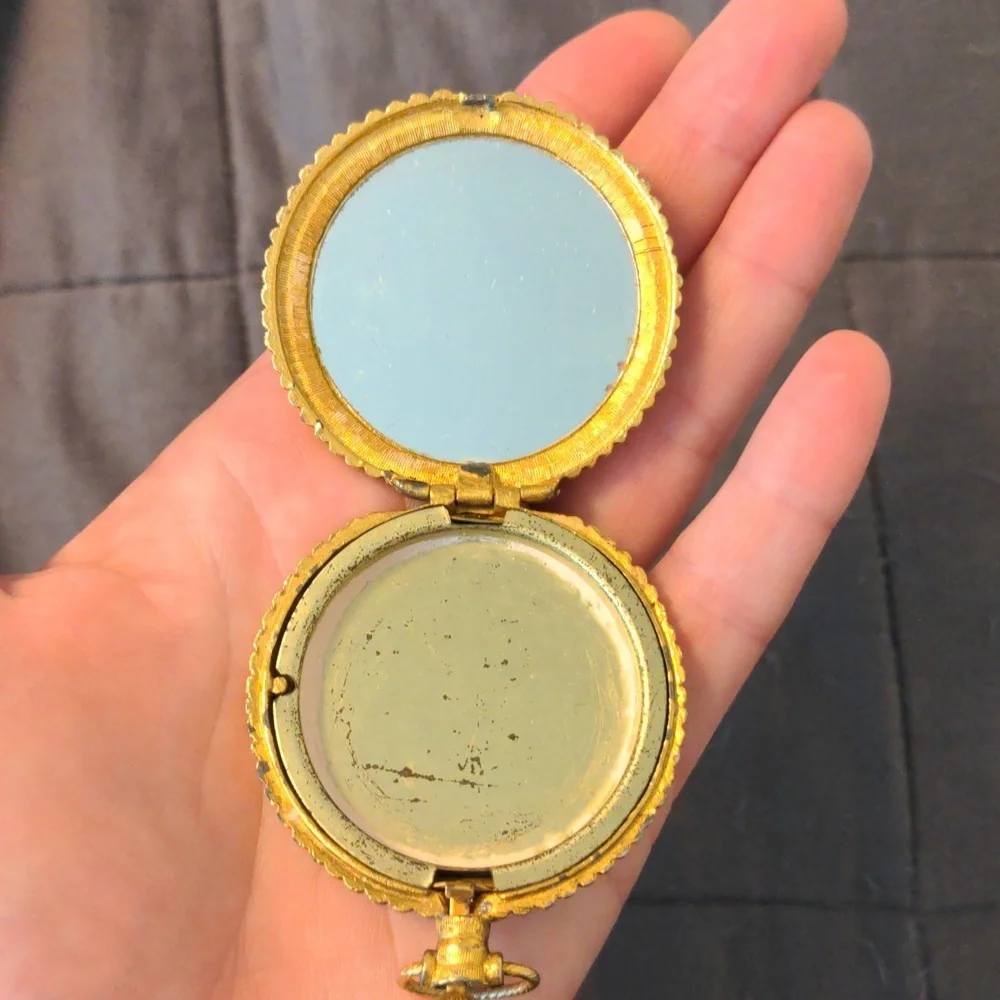 Max Factor item good