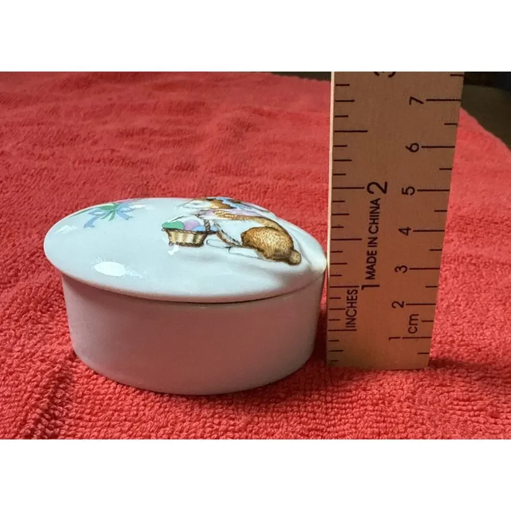 Unbranded vintage bunny