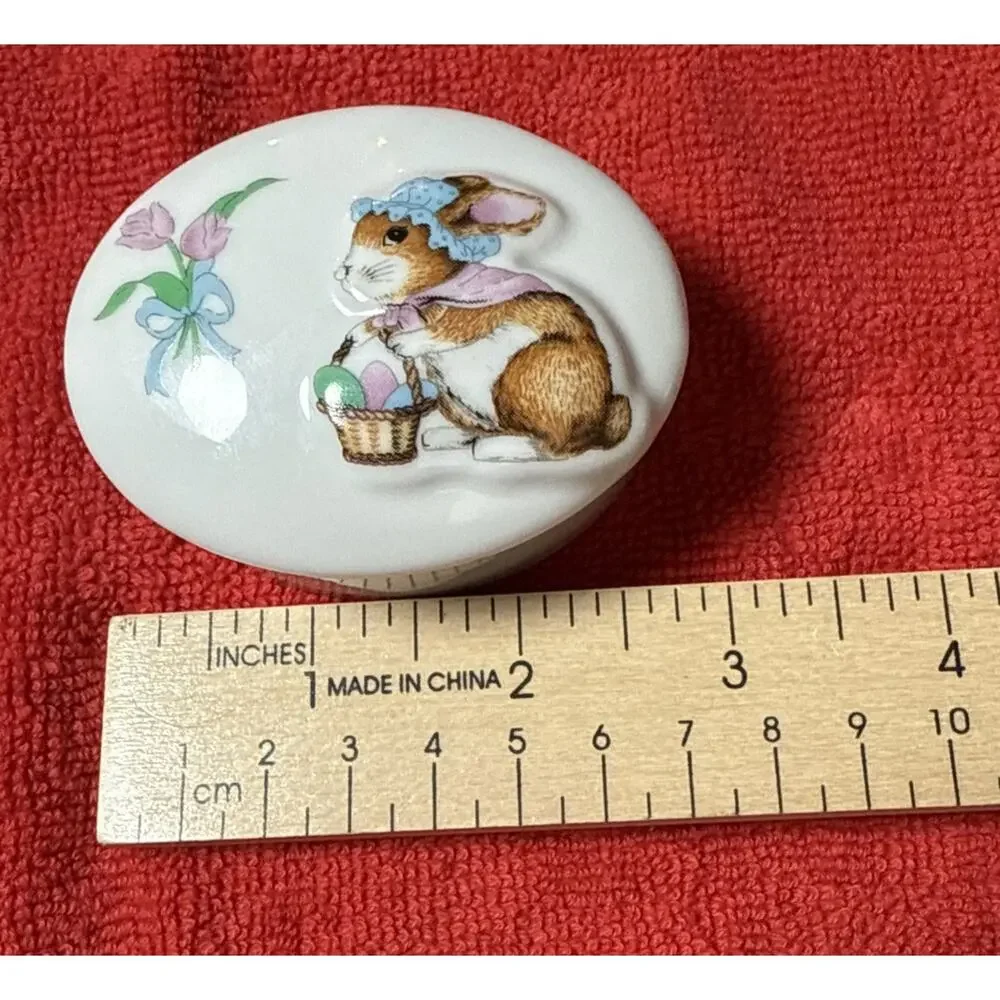 Unbranded vintage bunny