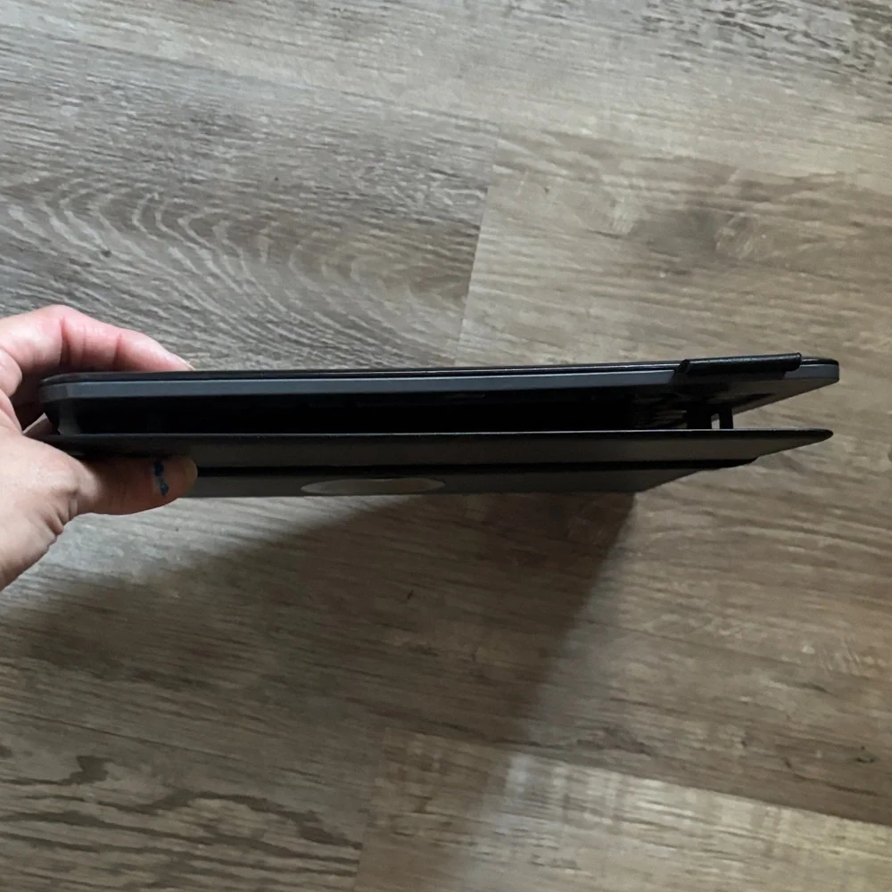 Logitech Universal Folio With Keyboard Case