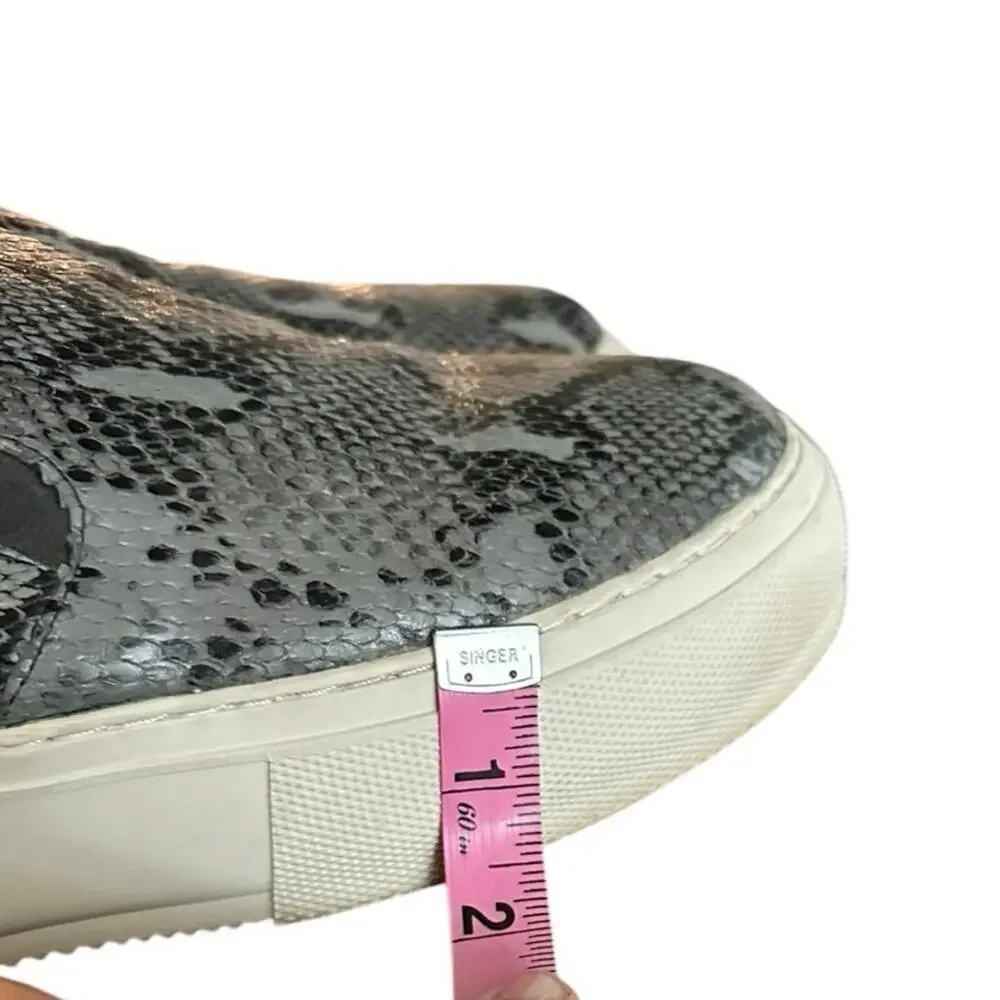 J/Slides slides slipon