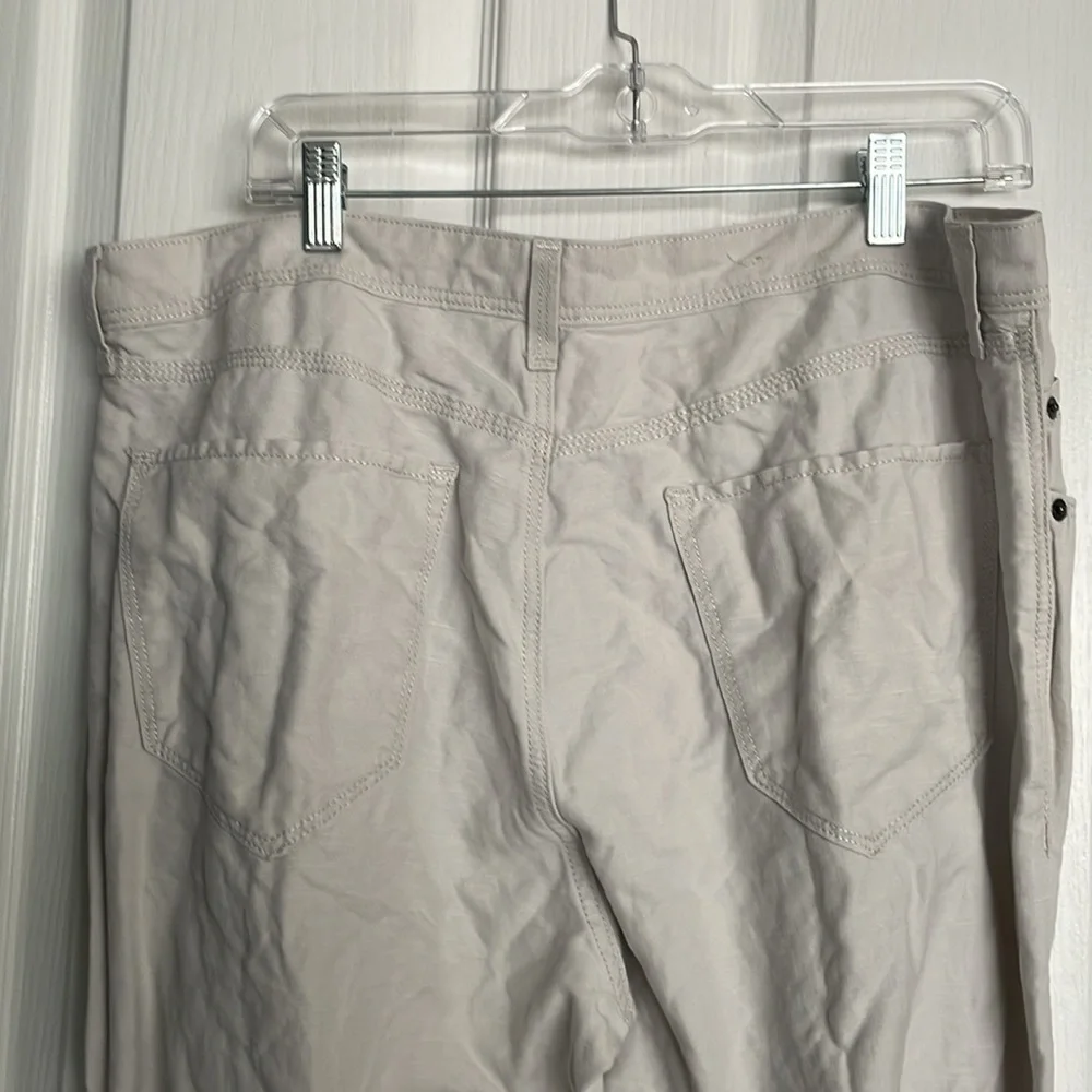 Banana Republic 32” waist length