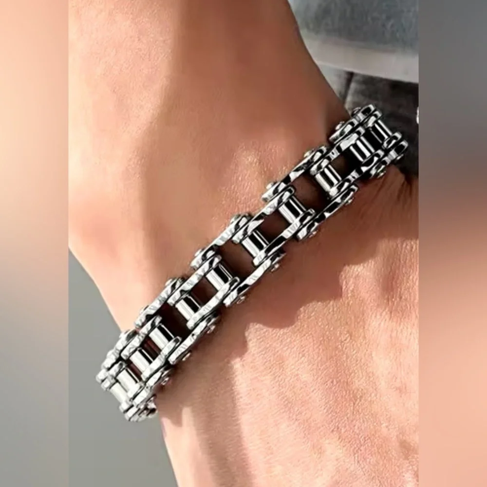 Biker 316L Stainless Steel Mens Bracelet 8” watchmaker Bracelet