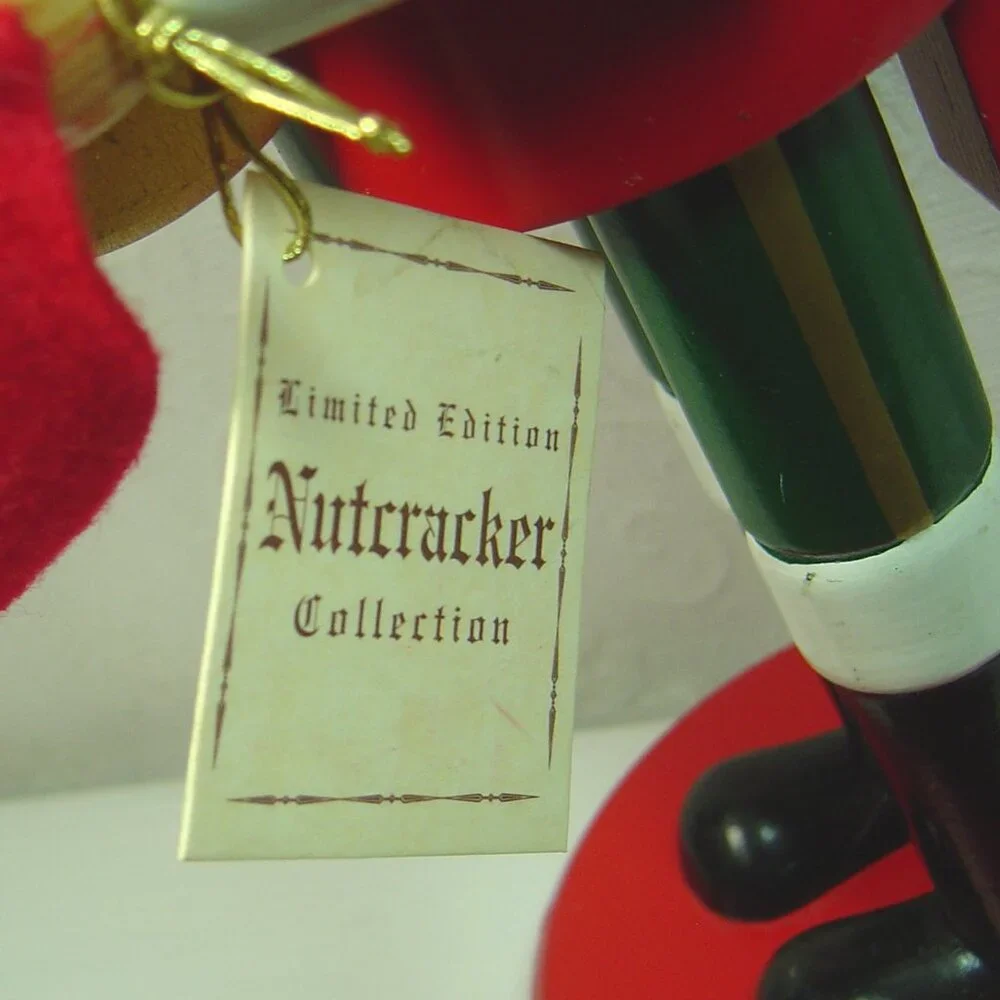 2006 Limited Edition Nutcracker playing cymbals-14