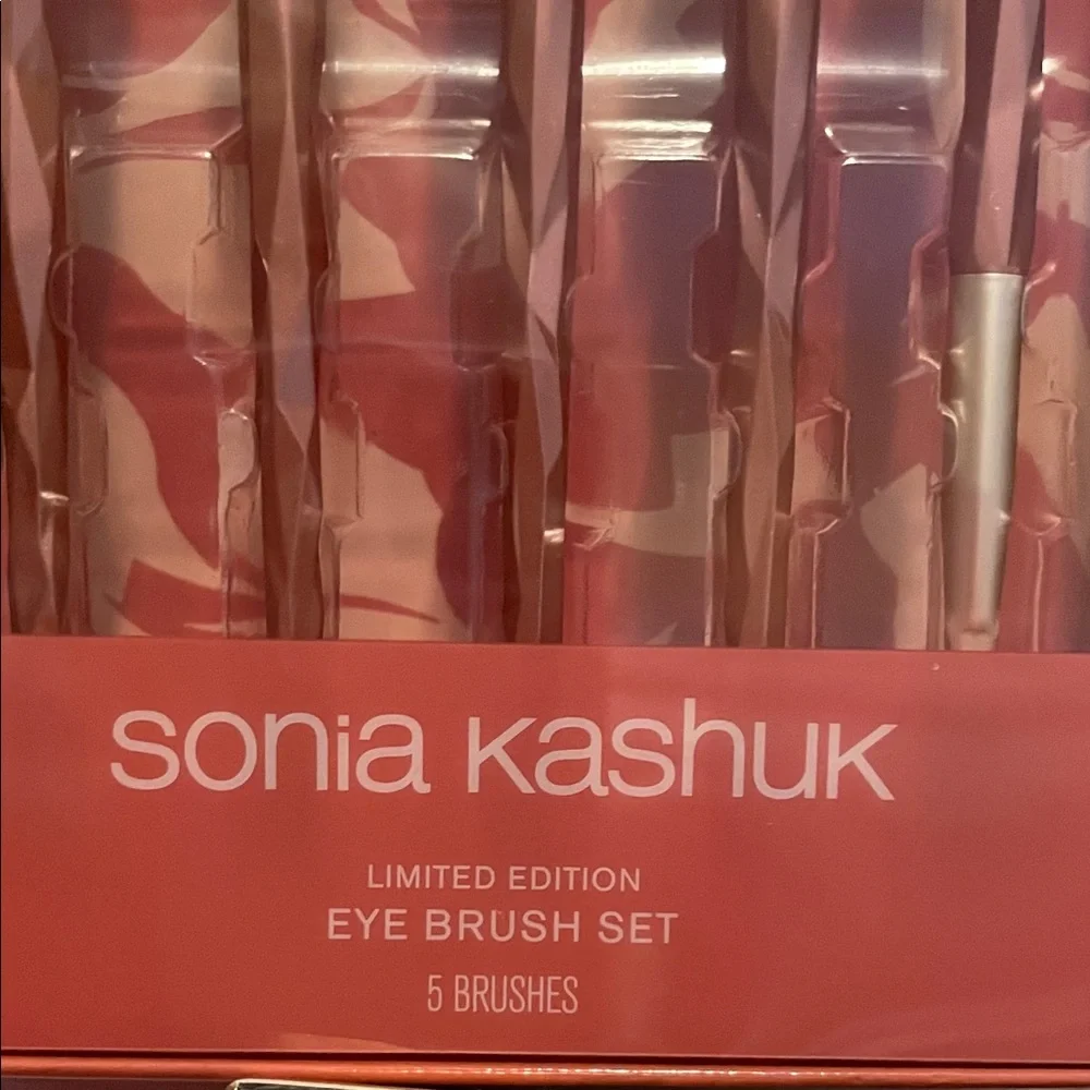 Sonia Kashuk sonia kashuk
