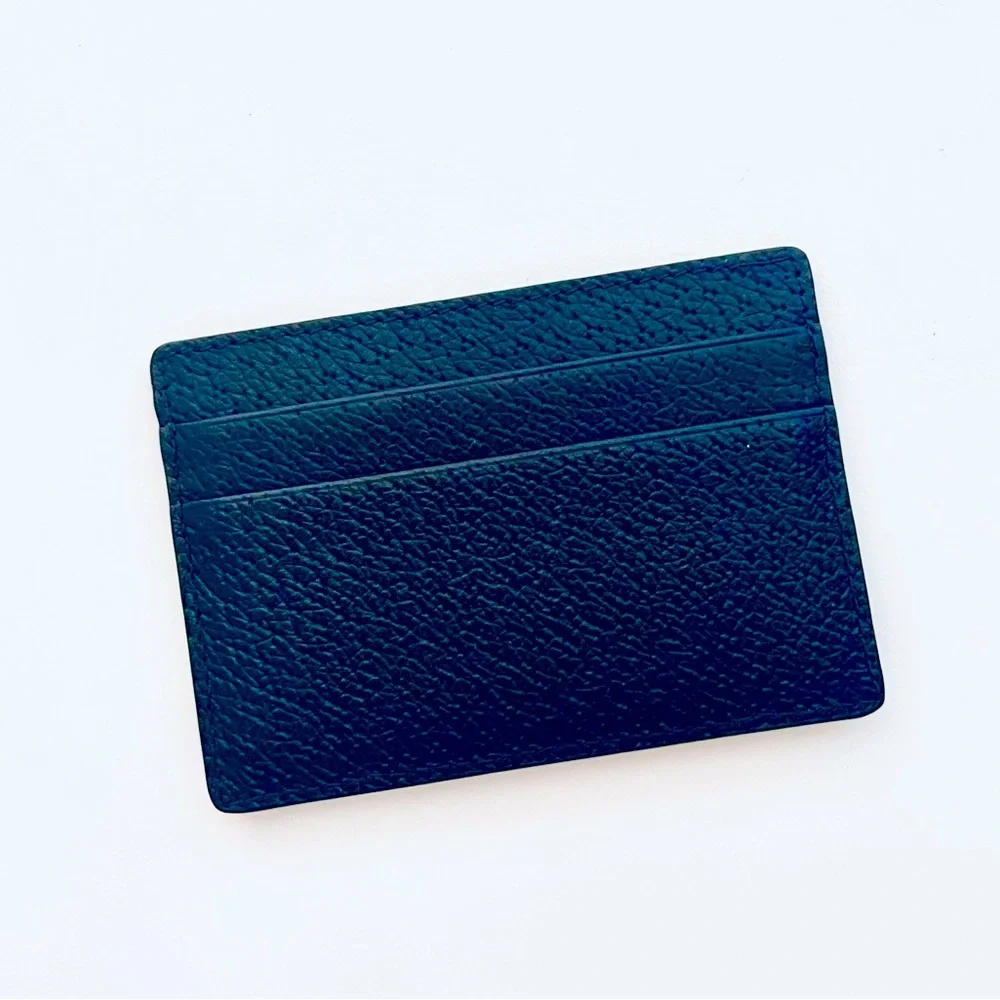🔥 VERSACE Black Card Holder with Gold Medusa Emblem.