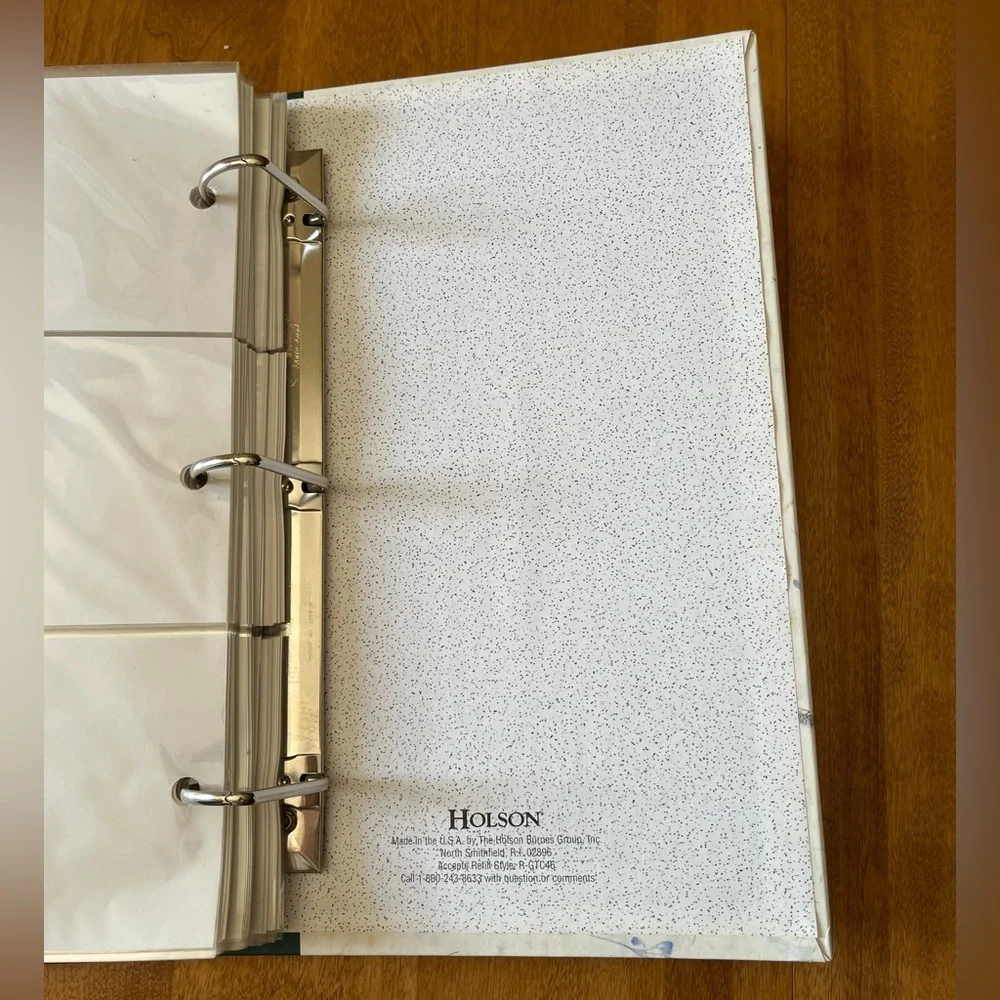 Holson elegant photo