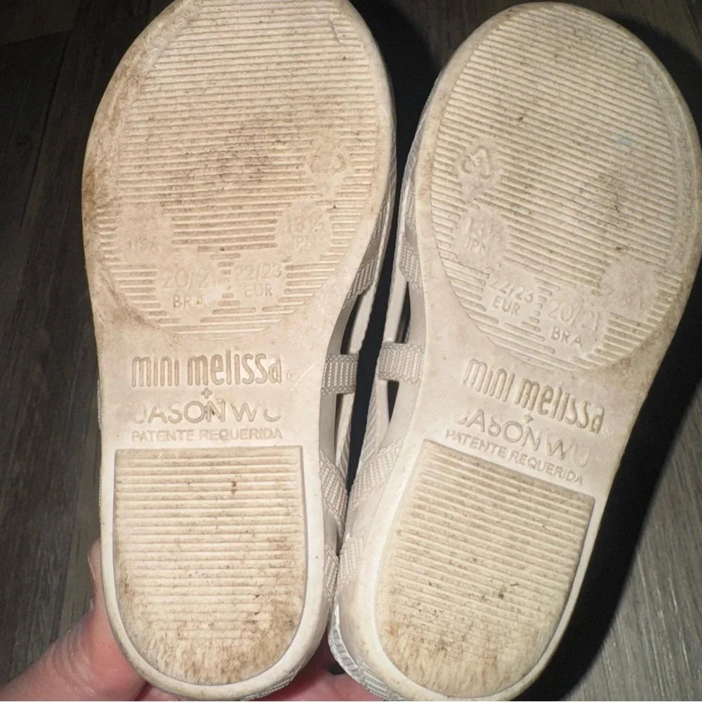 Mini Melissa chic cream