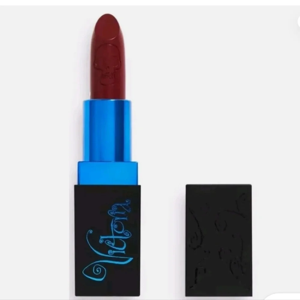 Makeup Revolution see standout closet