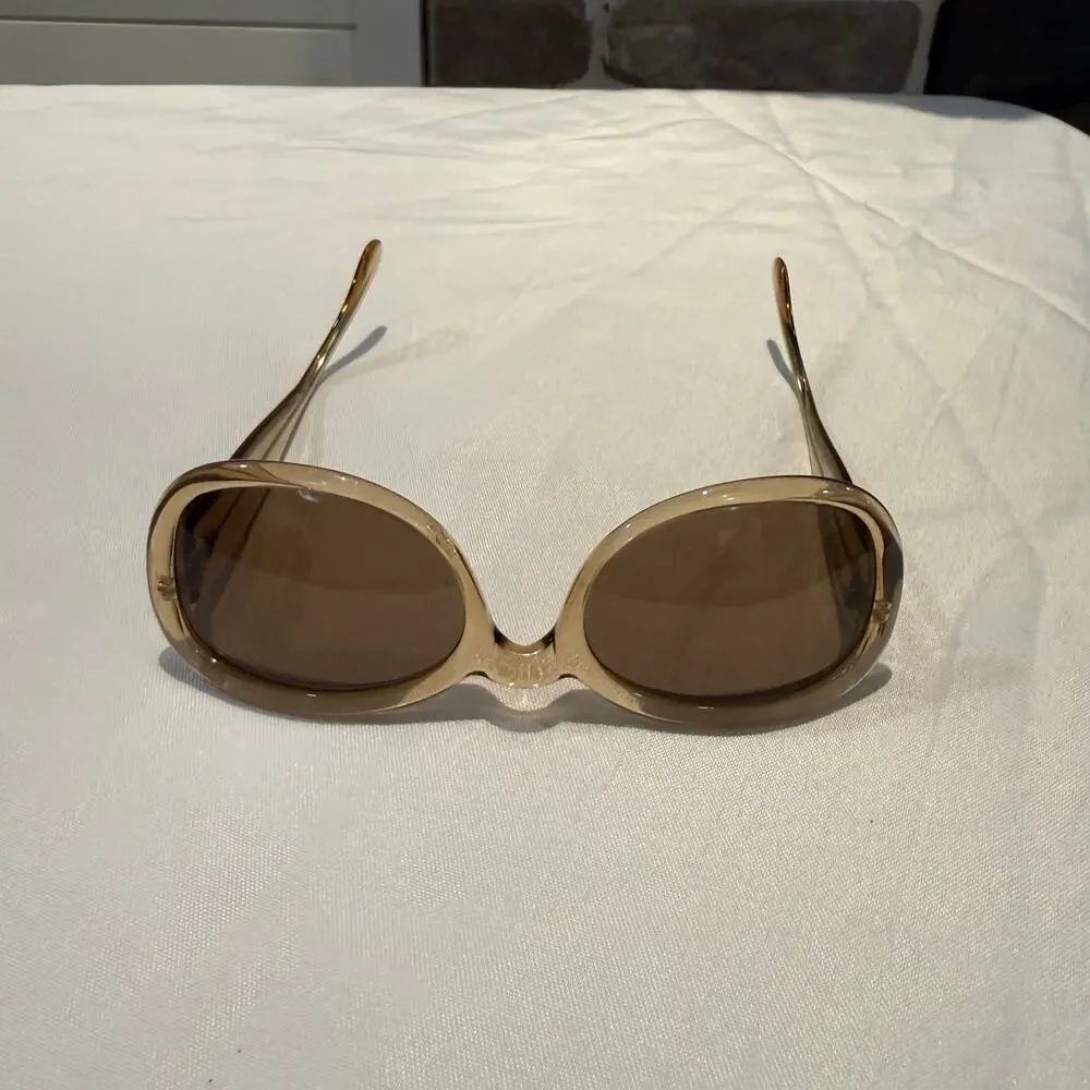 Oscar by Oscar de la Renta Sunglasses Mod 40 20 cream