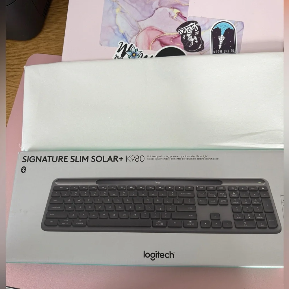 Logitech signature slim