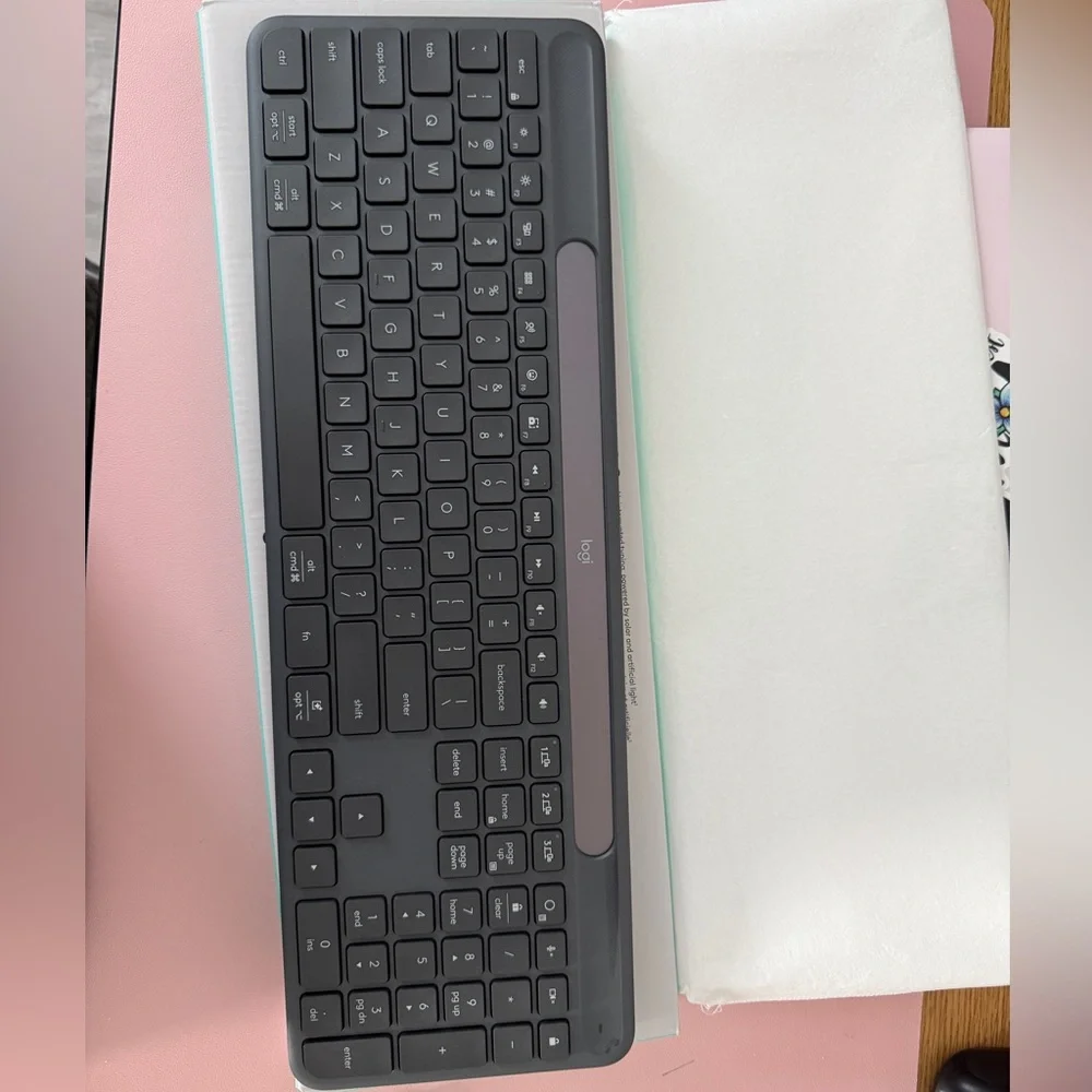 Logitech signature slim