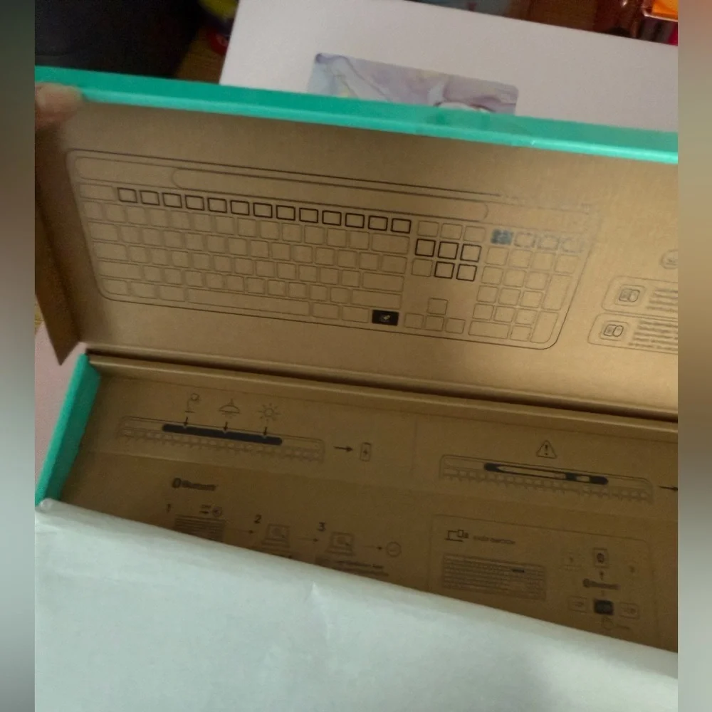 Logitech signature slim