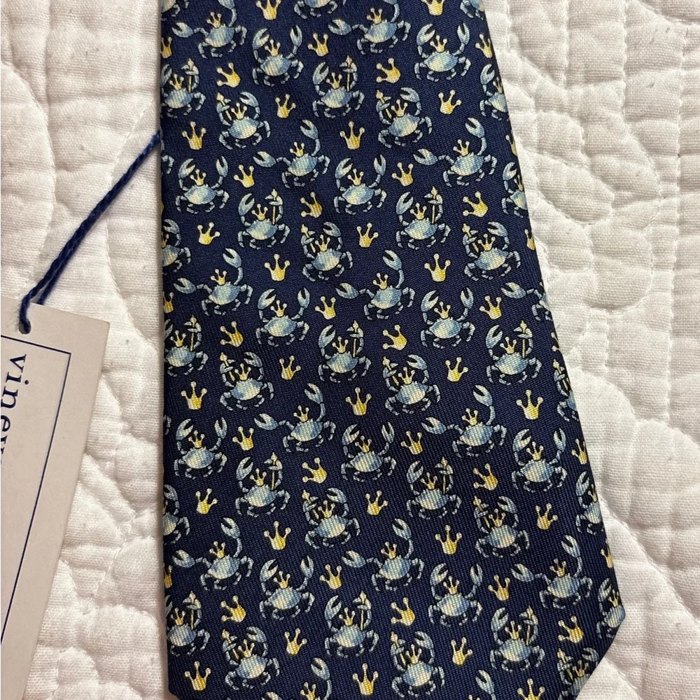 Vineyard Vines Navy Floral Tie - BOYS