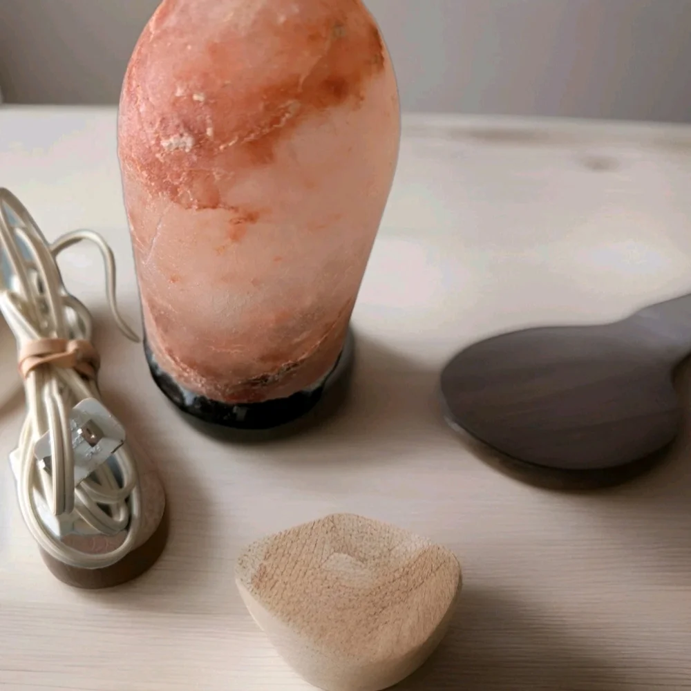 Himalayan‎ Salt Lamp with Wooden Base