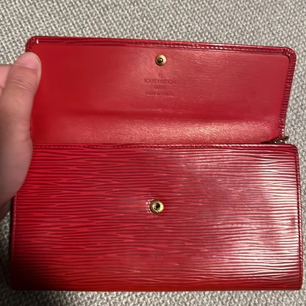 Authentic Vintage Louis Vuitton Red Epi Sarah Wallet