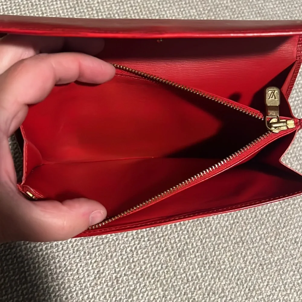 Authentic Vintage Louis Vuitton Red Epi Sarah Wallet