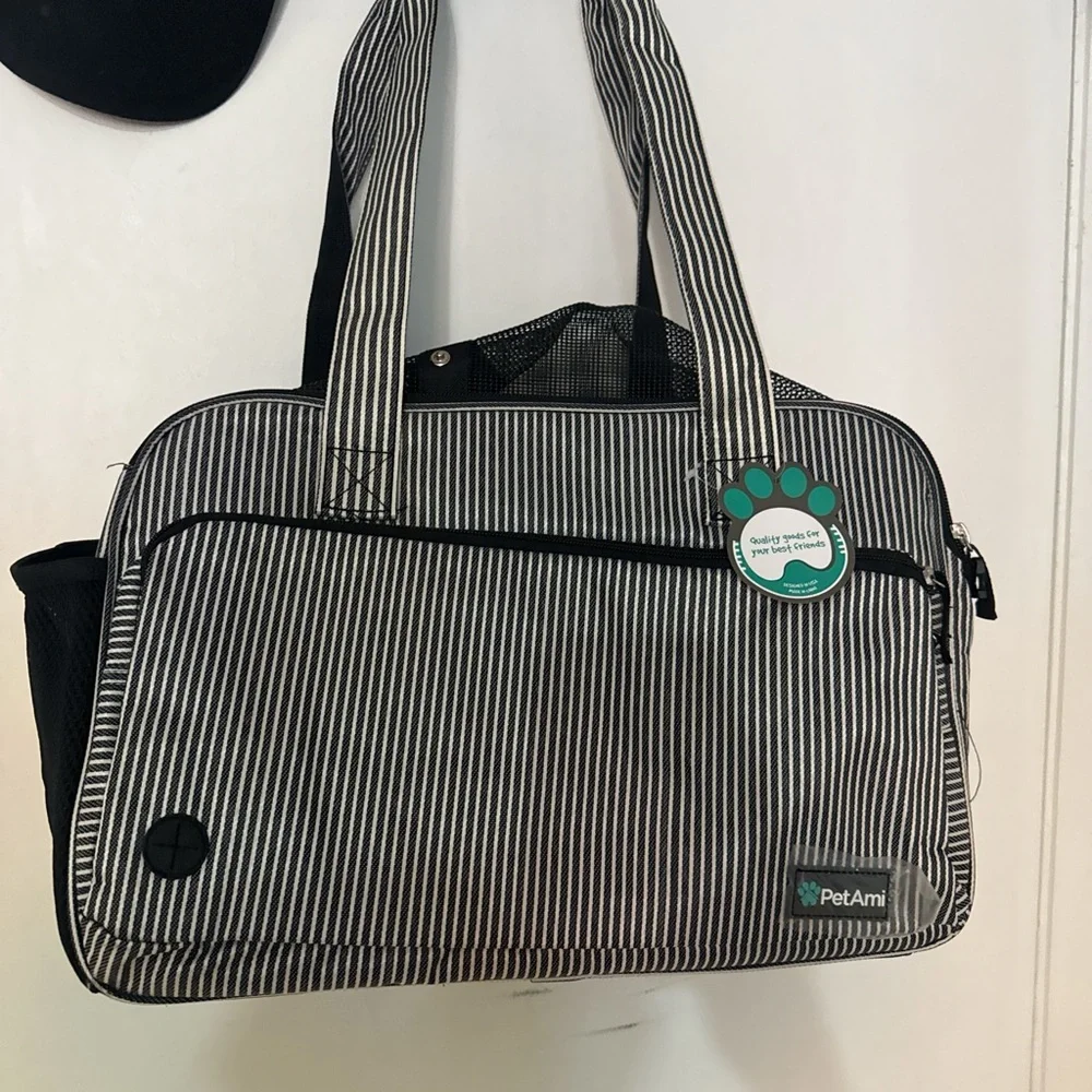 N/A stylish black