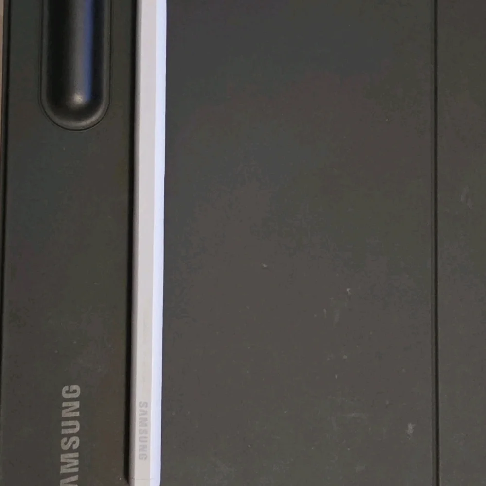 Samsung sleek tablet