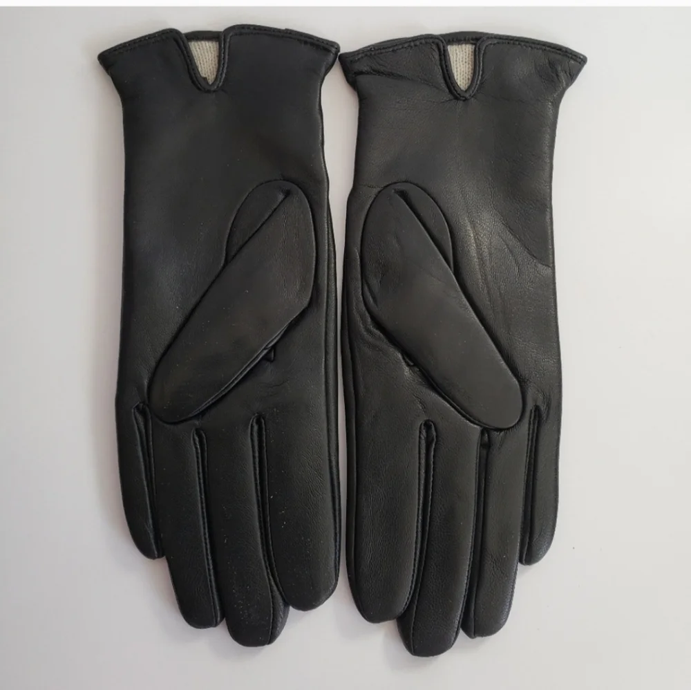 New in original pack Dsane Women Black Sheepskin Leather Cashmere Lining Gloves