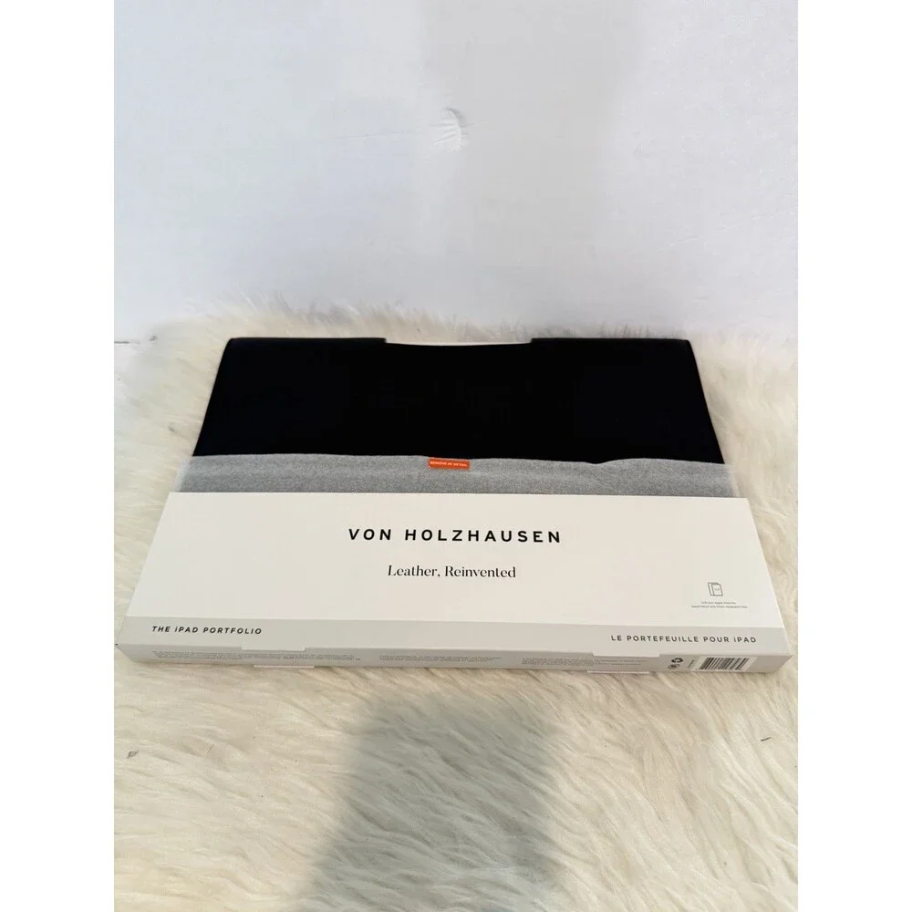 Von Holzhausen The iPad Portfolio Leather Reinvented Case 12.9 Inches Black