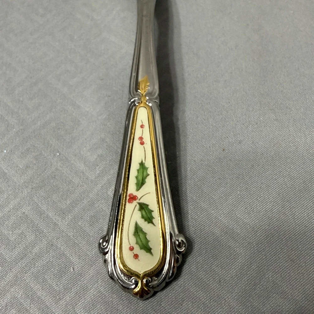 Lenox holiday holly
