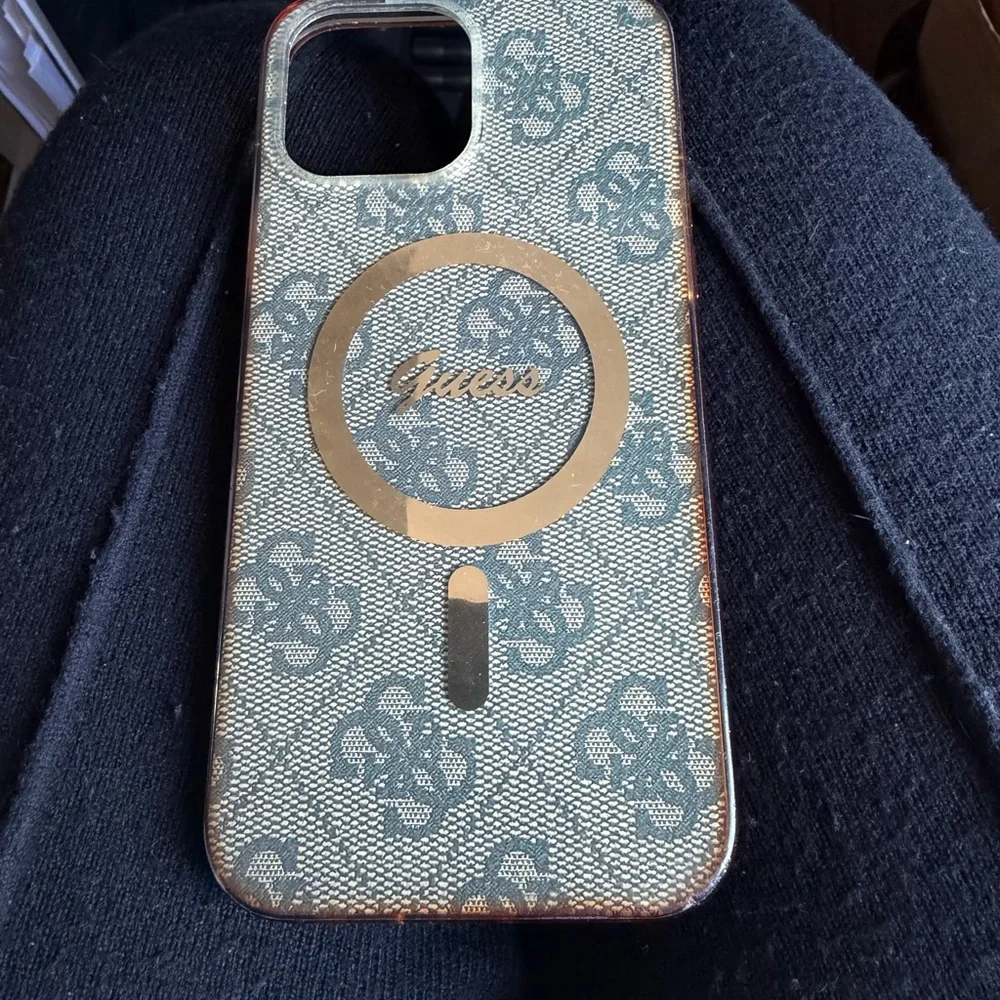 Guess elegant phone
