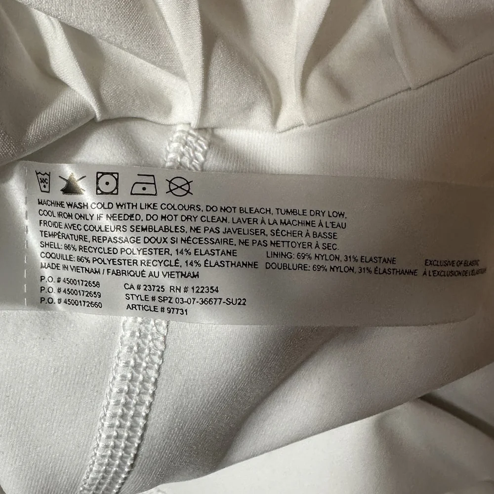Aritzia pockets 14”