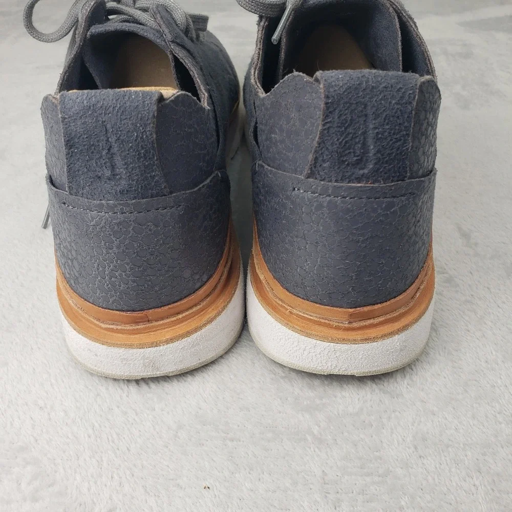Nike blue gray