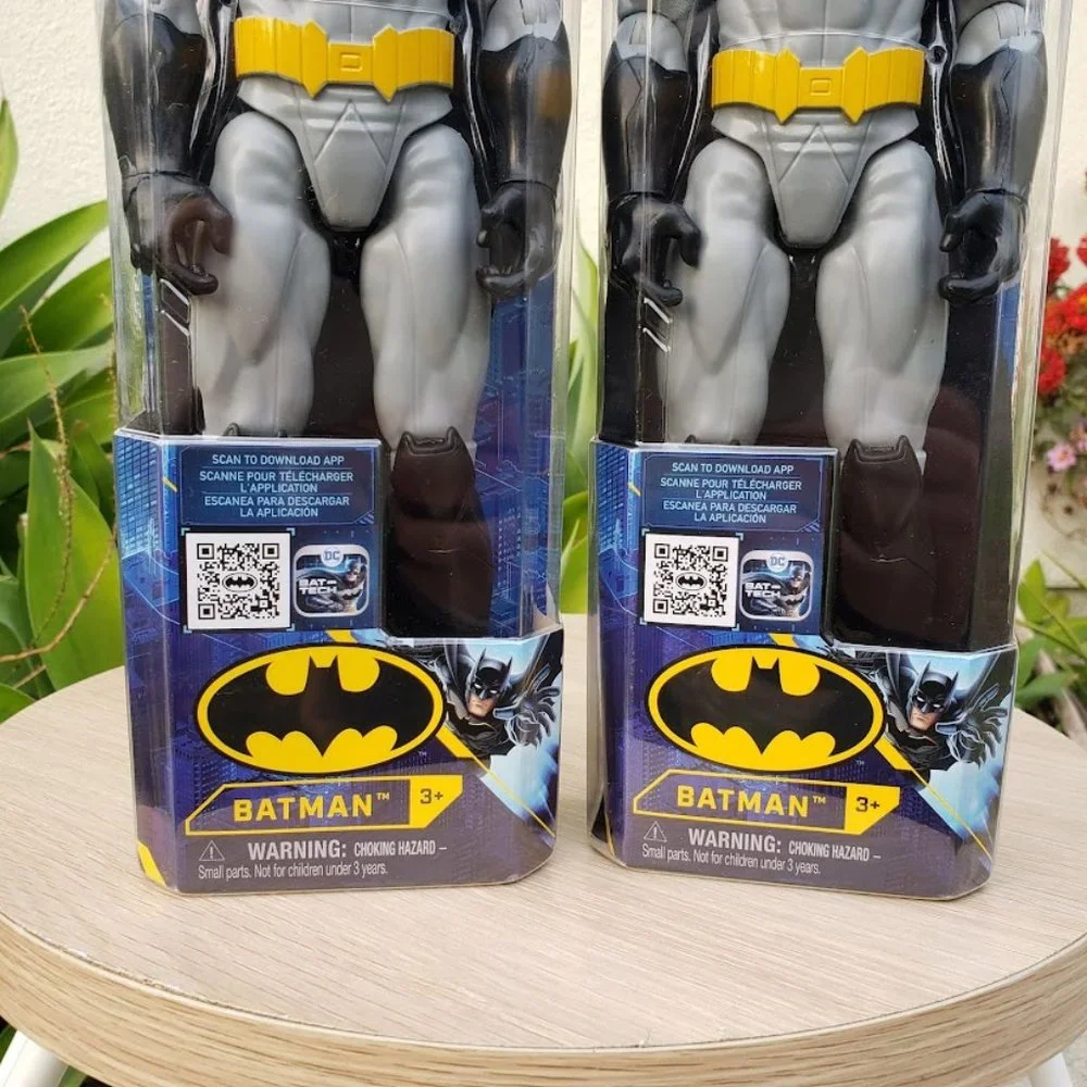 2X NEW Batman 12