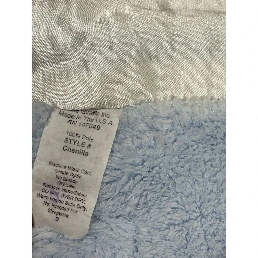 Little Giraffe satin has