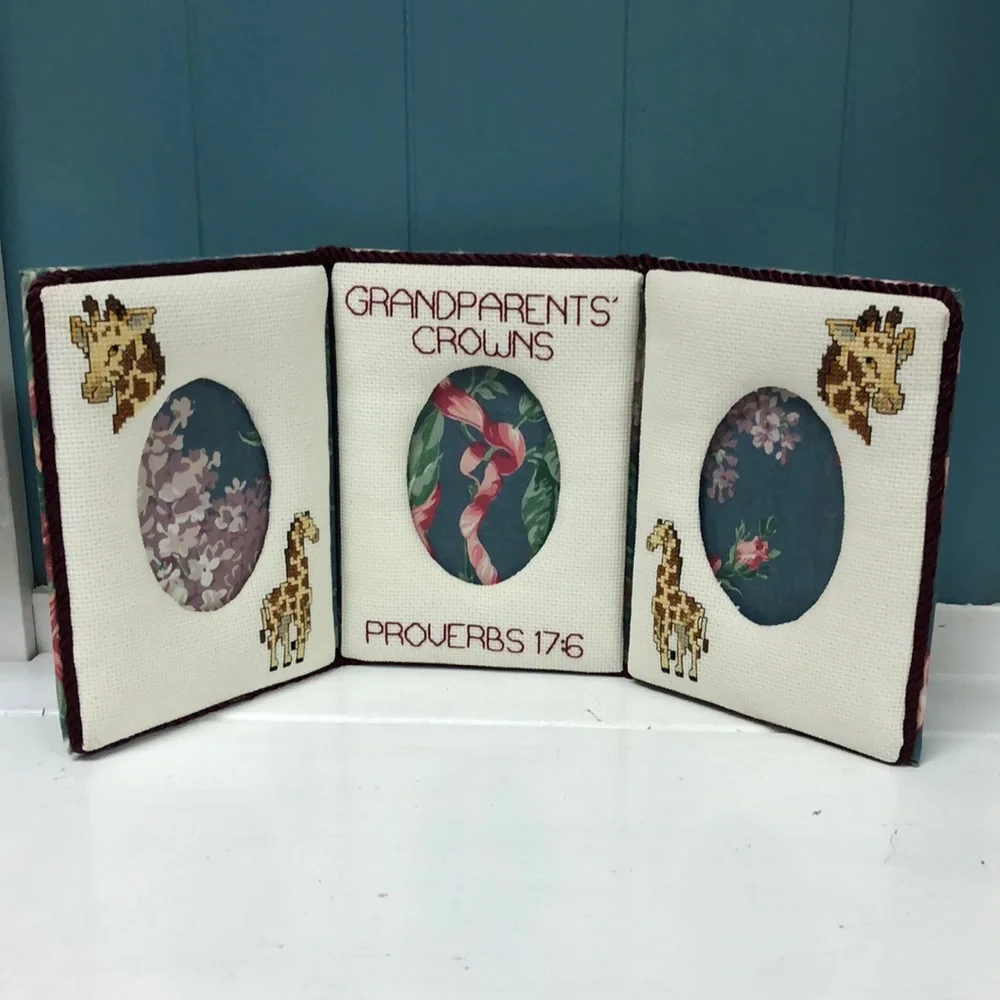 Handmade Cross Stitch picture frame Grandparents Crowns Proverbs 17:6‎ giraffes