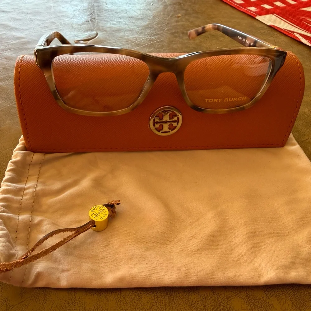 Tory Burch elegant tory