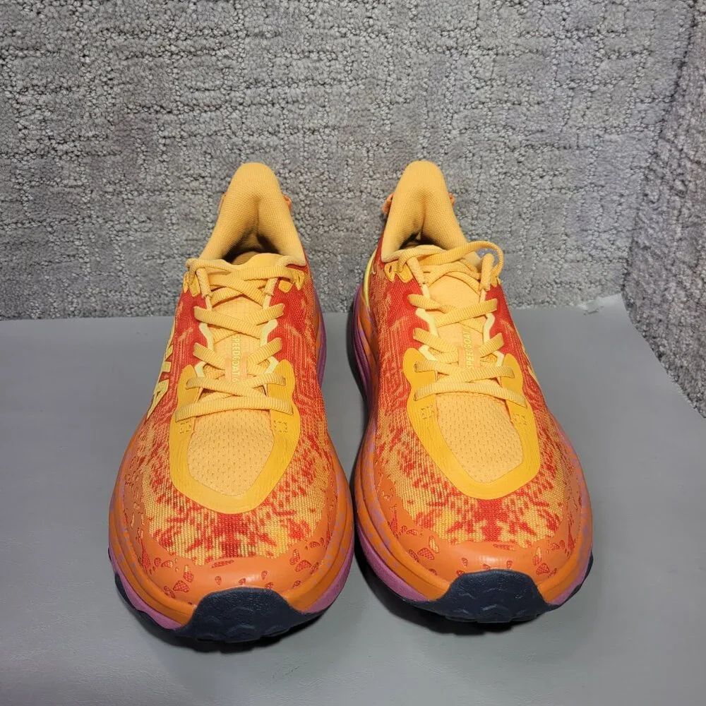 Hoka One One hoka one