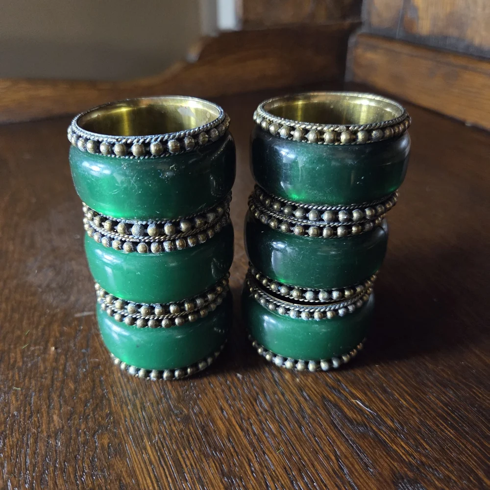 unbranded set emerald