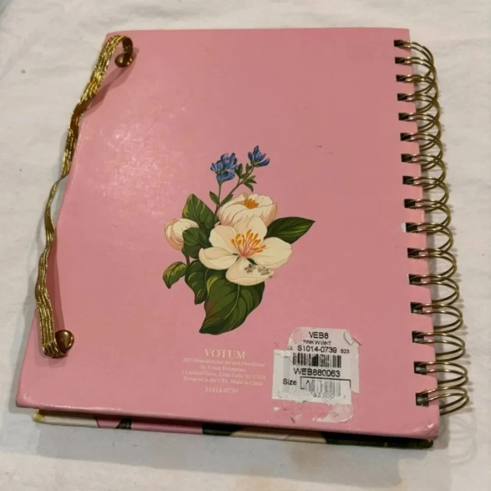 Votum Large Hardcover Journal Planner 18 Month Agenda Aug 2023–Jan 2025