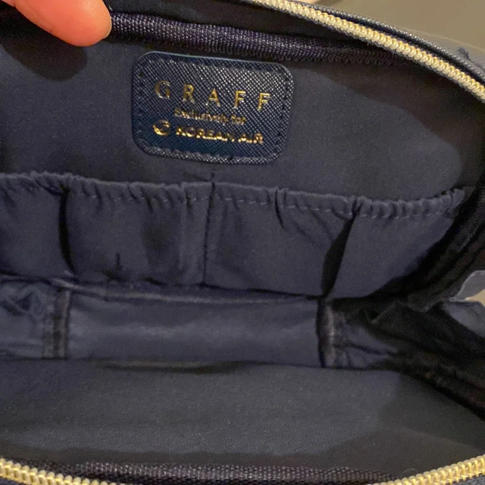 TUMI Black and Gray Toiletry Bag & GRAFF NAVY . Set
