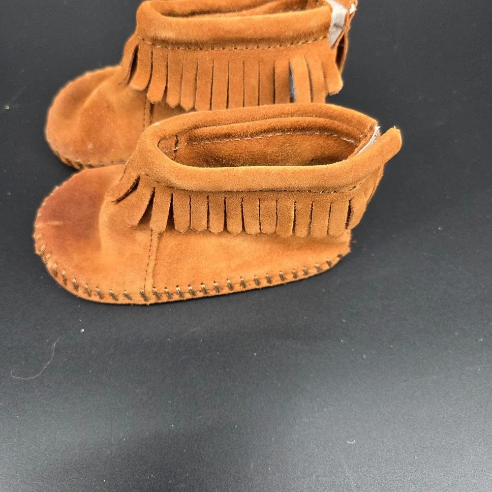 Minnetonka toddler tan