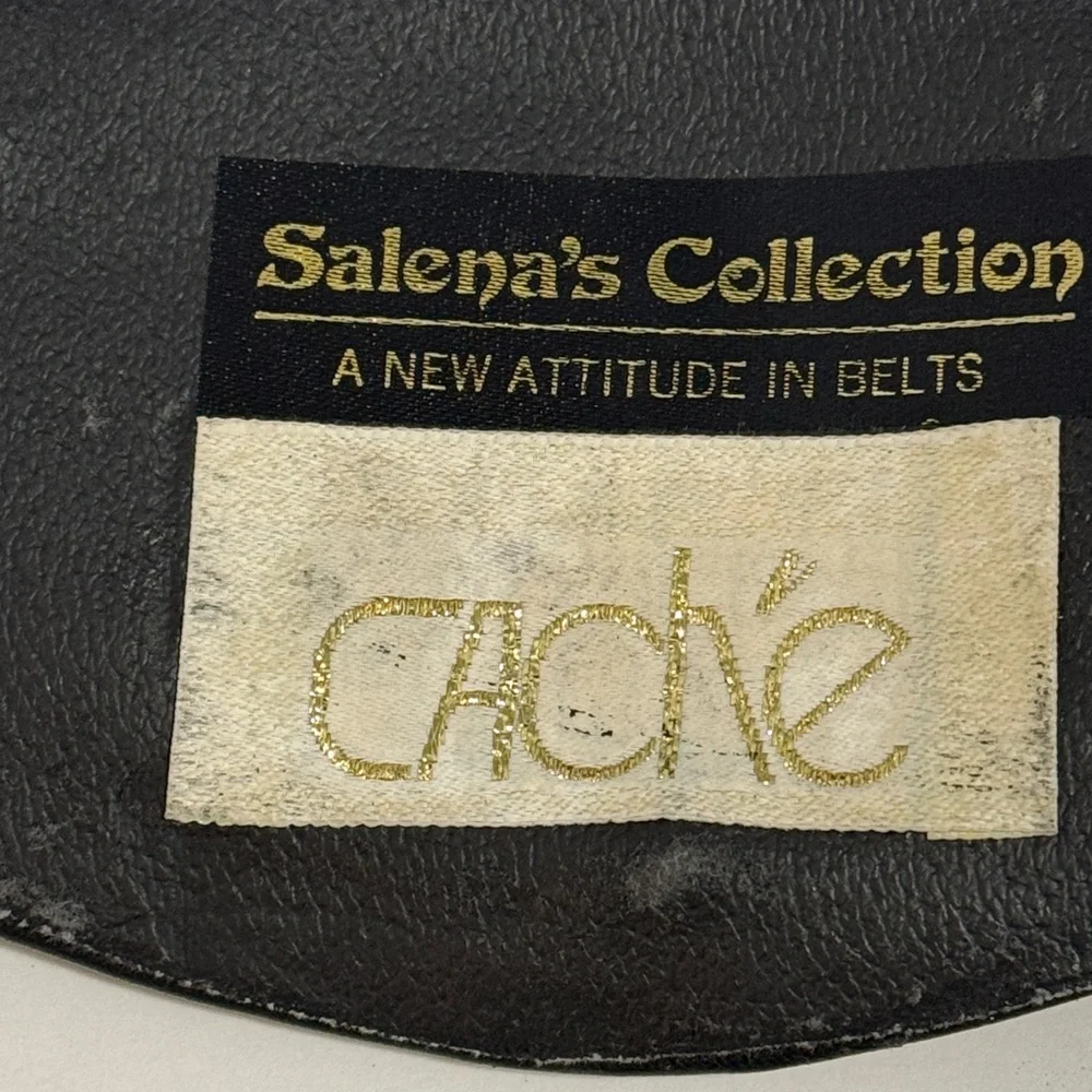 Cache salena’s collection