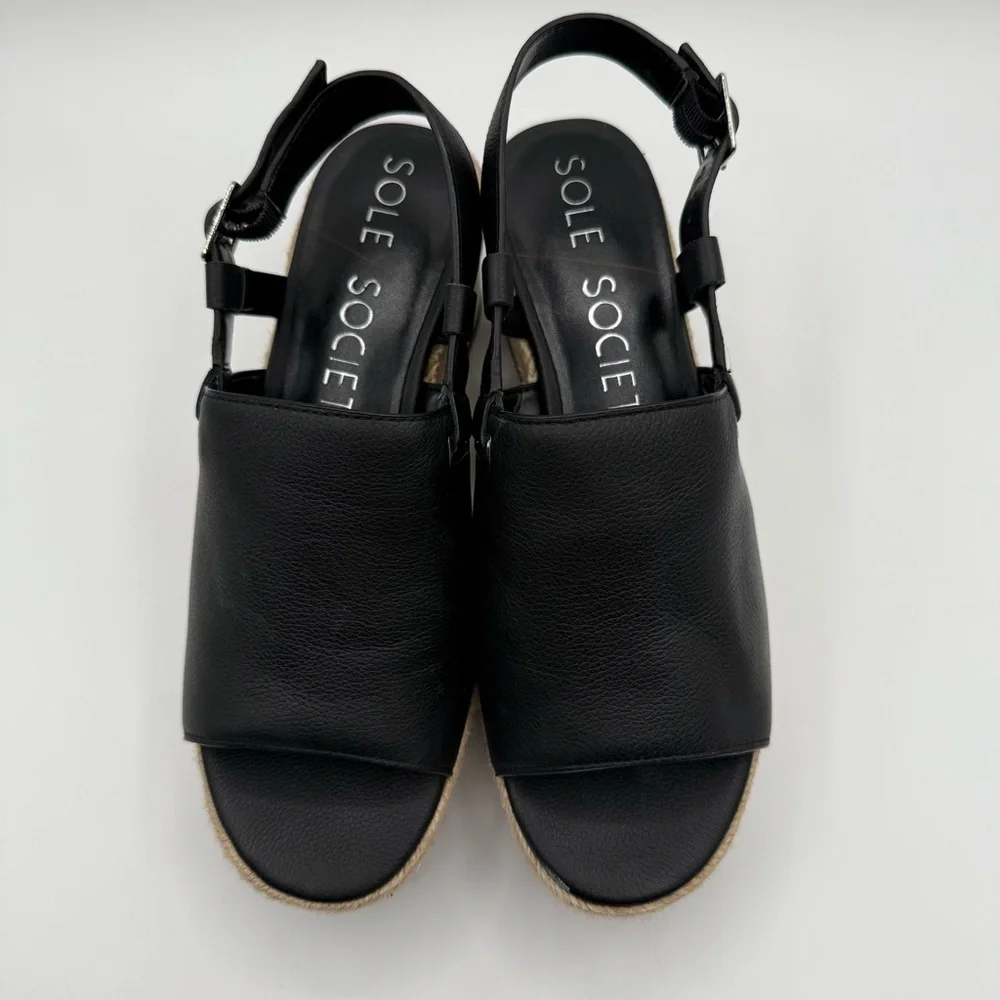 black wedge