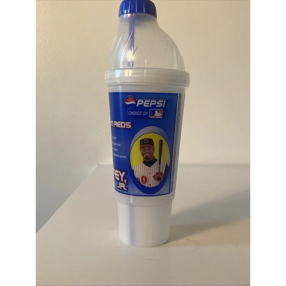 Vtg. Ken Griffey Jr PEPSI Chic Twist 'n Go Bottle Cup 32 Oz. Cincinnati Reds