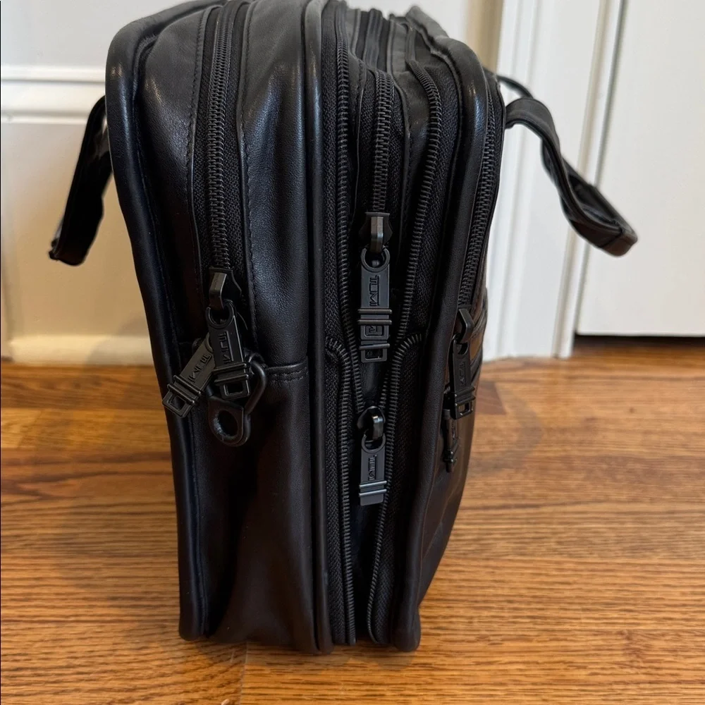 Tumi alpha genuine