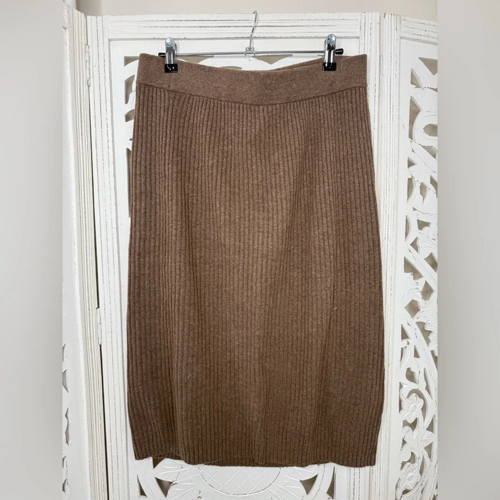 GAP cashsoft tan