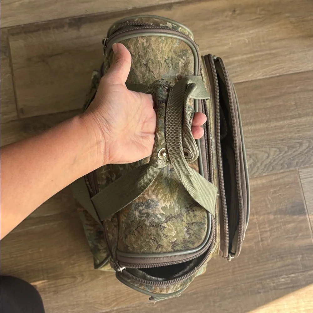 Vintage tapestry Weekend Bag Pathfinder