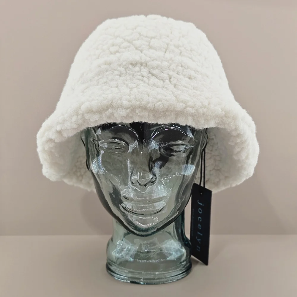 jocelyn bucket hat