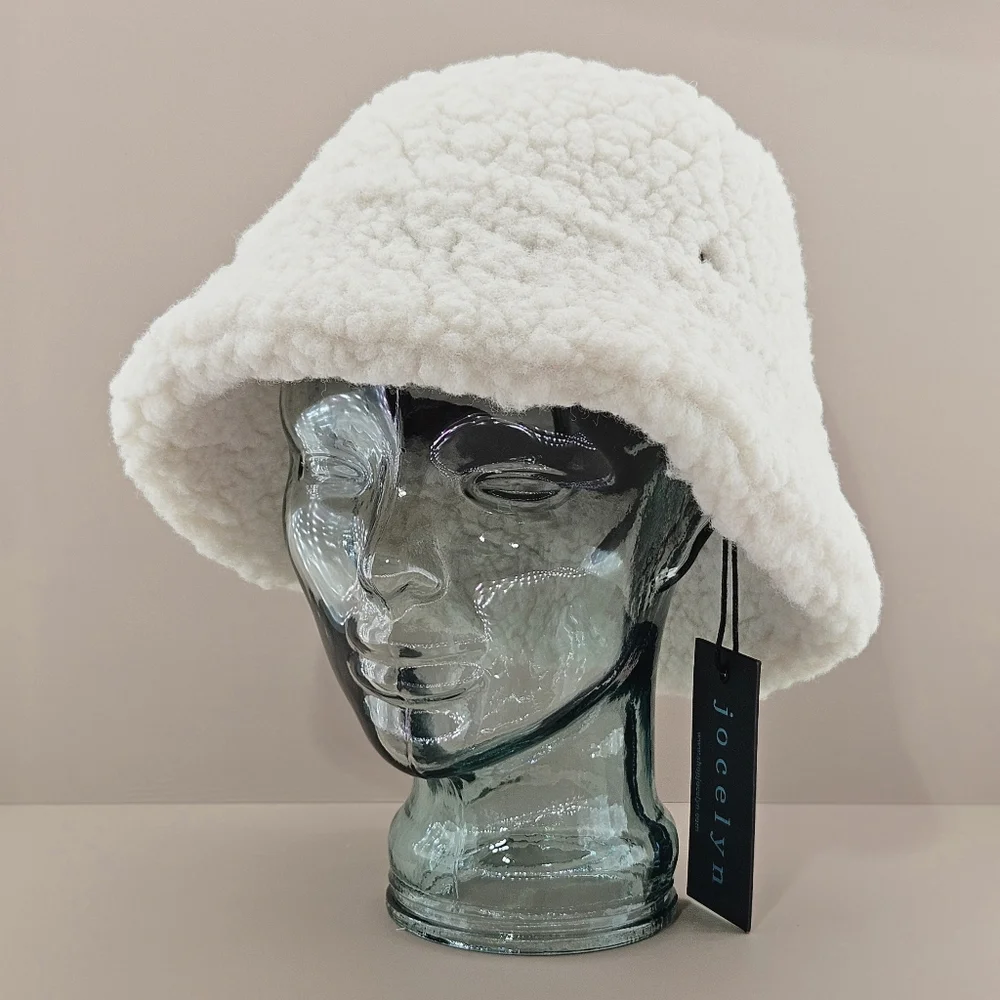 jocelyn bucket hat